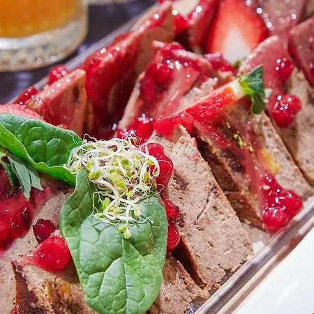 Bed & Breakfast Stara Wozownia W Lusowie Lusowo