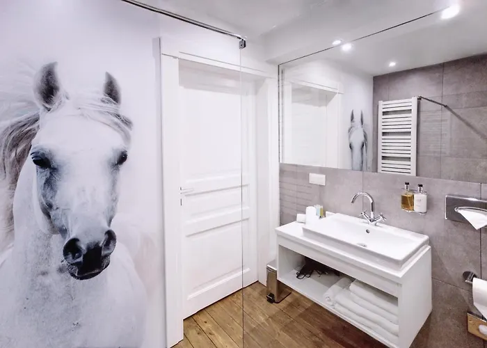 Stara Wozownia W Lusowie Frühstückspension