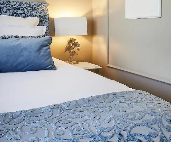 Stara Wozownia W Lusowie 4* Lusowo