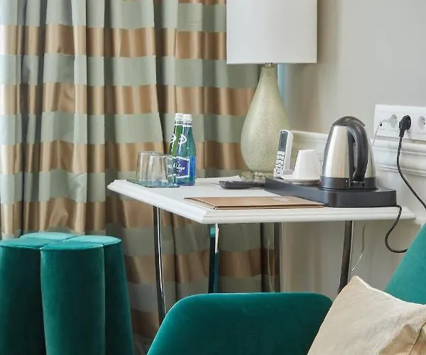 Stara Wozownia W Lusowie 4* Lusowo